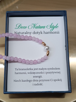 Bransoletka z różowego jadeitu 4 mm i perłą – elegancka biżuteria handmade